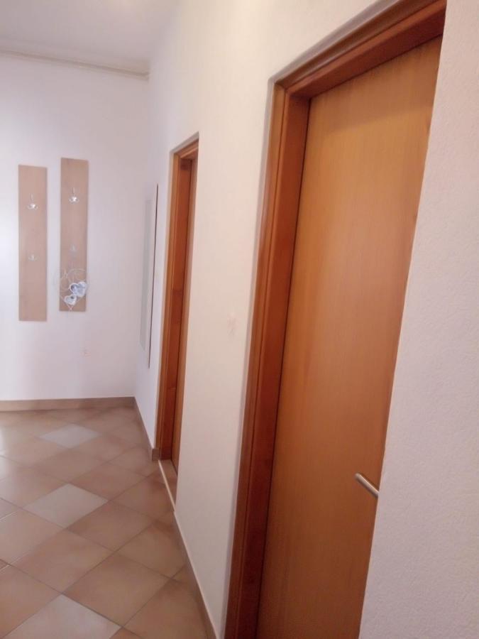 Studio Apartman Kika Otocac Exterior photo